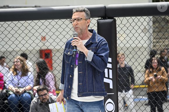 Apresentador da Band, Neto gravou vídeo confirmando presença, mas depois alegou ter compromissos com a emissora