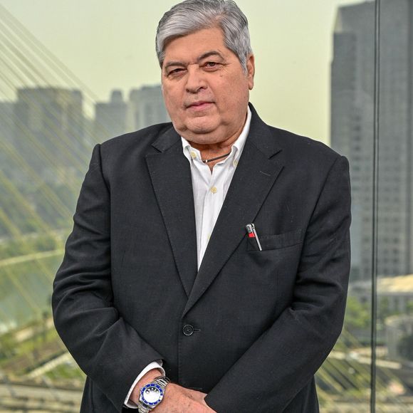 Datena não escondeu a irritação: ‘Aí já está no fim. Tem uma imagem bem do começo. Se não tem, vou mostrar do meu celular’
