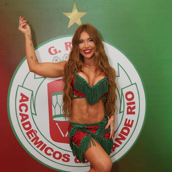Virgínia Fonseca é a rainha de bateria da Grande Rio no Carnaval