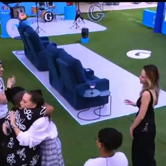 Letícia Colin se despediu de Boneco com um 'até já'