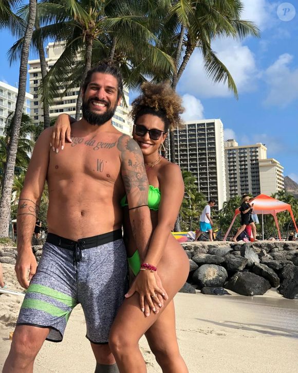 Sheron Menezzes e Saulo Bernard estão juntos há 14 anos e casados há 4