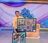 Celso Portiolli ganhou uma série de homenagens pelos 30 anos de SBT neste domingo (03)