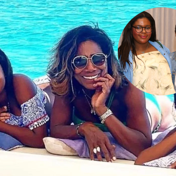 Como estão as filhas de Glória Maria? Em rara aparição, Laura e Maria prestigiam o show da Maria Bethânia no Rio