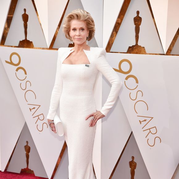 Jane Fonda tem preferência pelas caminhadas ao ar livre, em bosques