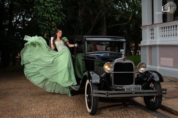 Festa de 15 anos de Maria Sophia Costa acontece em uma fazenda de Piracicaba, no interior de São Paulo