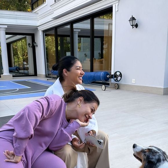 As irmãs Simone e Simaria se reuniram neste sábado, dia 08 de novembro, em uma reunião de amigos