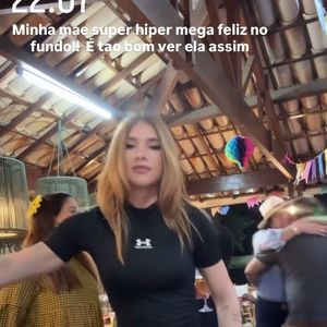 Em um vídeo publicado na web, Virginia foi vista sambado, e alguns internautas fizeram diversos comentários.