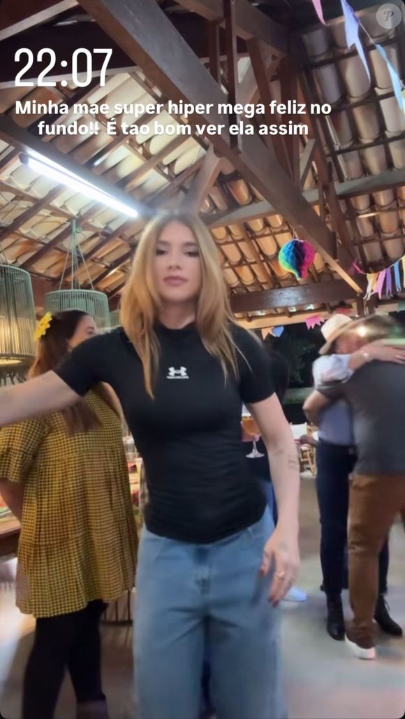 Em um vídeo publicado na web, Virginia foi vista sambado, e alguns internautas fizeram diversos comentários.