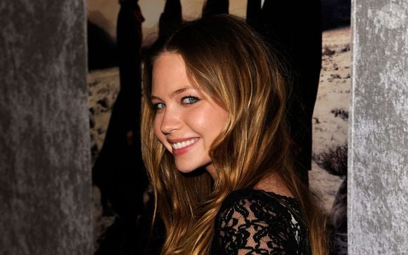 A atriz Daveigh Chase, que marcou uma geração como Samara em 'O Chamado', morreu aos 35 anos; quadro evoluiu para sepse e falência múltipla de órgãos
