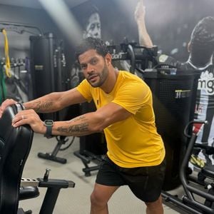 Em 11 de dezembro de 2015, Hulk foi padrinho do primeiro casamento de Camila Ângelo, com o empresário Marcos Maciel