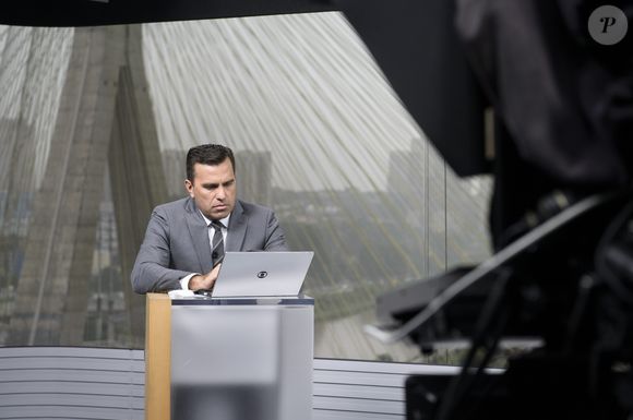 Rodrigo Bocardi gerou interesse na TV Jovem Pan, mas canal desistiu da contratação por conta do salário que ele ganhava na Globo