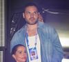 Já nos bastidores, Deborah Secco foi flagrada ao lado do seu namorado, o produtor Dudu Borges
