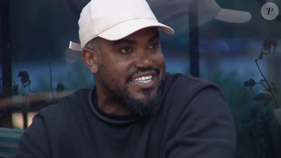 Segundo o colunista Leo Dias, Tonzão Chagas foi preso neste sábado (17) por denúncias de agressão de sua esposa