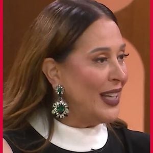 Atriz surpreende ao dizer que ovulou naturalmente após tratamento hormonal: 'Engravidei já na menopausa'