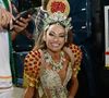 Patrícia Poeta recebeu críticas de internautas por 'samba no pé', antes do desfile na Grande Rio.
