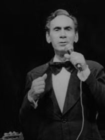 3 mil músicas gravadas, 600 discos lançados, campeão de boxe e mais: 12 incríveis curiosidades de gago cantor, ícone da MPB