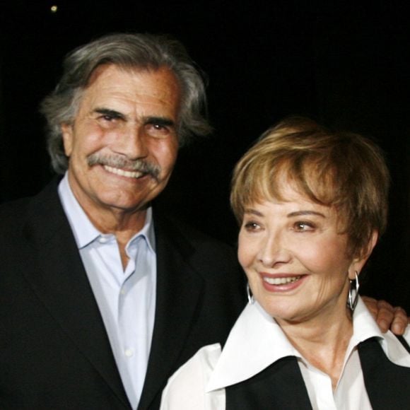 A postura da atriz, casada por anos com Tarcísio Meira, foi elogiada por internautas e colegas de profissão como exemplo de amor incondicional