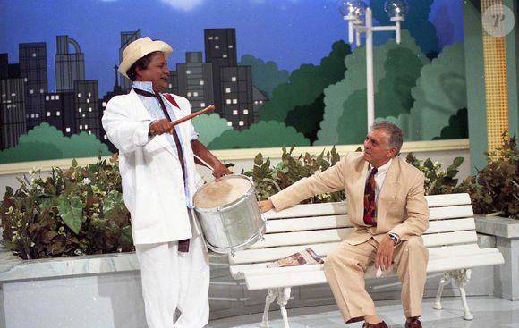 Carlos Alberto de Nóbrega está no SBT desde 1987 com 'A Praça é Nossa'