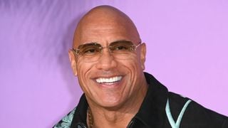 'Minha vida foi incrivelmente complicada': Dwayne Johnson, o 'The Rock' e estrela de 'Adão Negro', já foi preso 8 vezes e viveu como sem teto