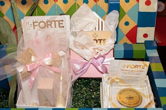 A revista +FORTE foi apresentada na festa de 50 anos de Karina Bacchi, realizada em São Paulo