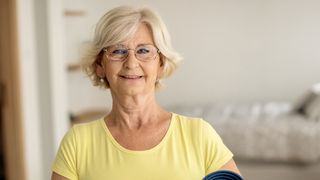 Francis Merino, instrutora de pilates: 'Esta rotina de quatro exercícios para viver mais e melhor trabalha resistência, força, controle e equilíbrio'