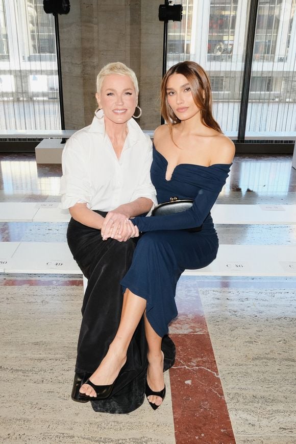Xuxa Meneghel e Sasha Meneghel desembarcaram em Nova York para uma agenda especial da Carolina Herrera, que uniu moda e beleza durante a New York Fashion Week