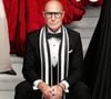 'Não queria me sentir velho': Stanley Tucci, de 'O Diabo Veste Prada', quase terminou relação por diferença de 20 anos de idade com a atual esposa