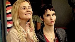 Primeiro encontro de Nina e Carminha em 'Avenida Brasil' será inesquecível! Vingança cruel começa com entrada na mansão de Tufão