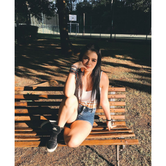 Depois da febre do boné, Viih Tube continuou usando short e camisetas/croppeds com frequência