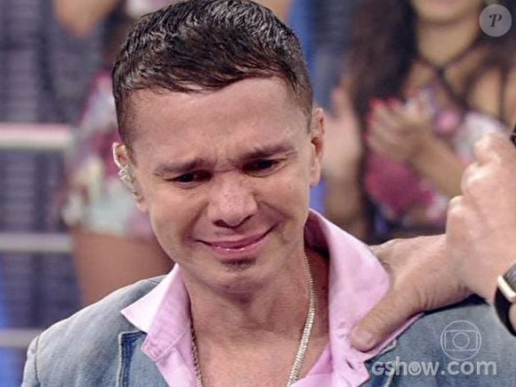 A disputa entre Netinho e Manno Góes envolveu críticas políticas e o uso de um dos maiores sucessos do cantor. Segundo o g1, o conflito começou depois da apresentação de "Milla" em um ato pró-Bolsonaro que também teve pedidos de "intervenção militar" e acabou se desdobrando em medidas judiciais