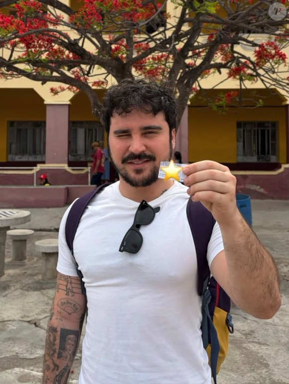 O comediante Rafa Chalub também vota no segundo turno das eleições 2026