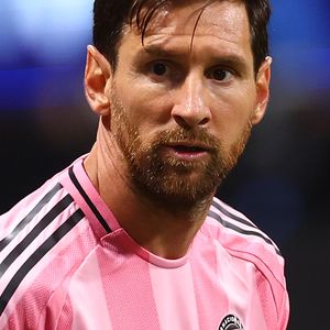 'Na na na na': ninguém lembra, mas a música chiclete da Copa do Mundo de Clubes já foi tema de outra competição há 9 anos