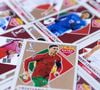 Figurinha convencional de Cristiano Ronaldo chega a ser vendida por R$ 10 e R$ 20 no mercado paralelo. No entanto, as edições mais raras chegam a ter valores ainda mais elevados
