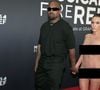 O início do bafafá e da polêmica com Bianca Censori começou no red carpet do Grammy 2025.