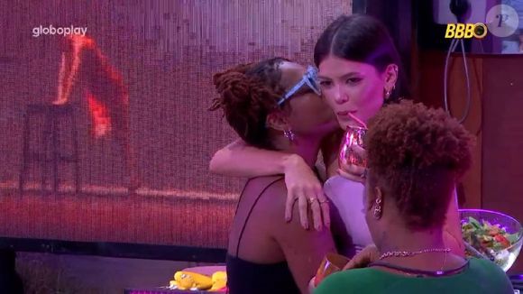 Thamiris ficou muito bêbada na festa da Líder Eva no 'BBB 25'