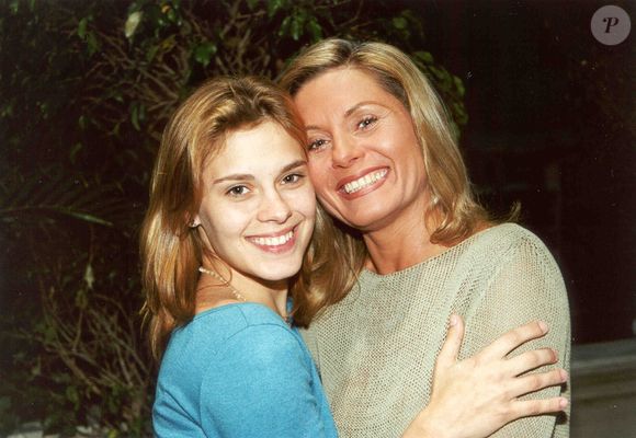 Carolina Dieckmmann, filha de Vera Fischer em novela, foi protagonista de cena marcante na TV brasileira