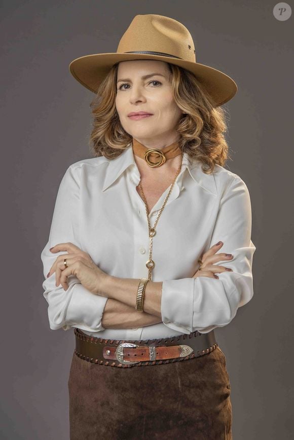 Debora Bloch viveu Deodora de 'No Rancho Fundo' - a personagem surgiu em 'Mar do Sertão'