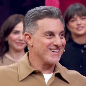 Luciano Huck disse que falta 'estímulo' para pessoas saírem do programa Bolsa Família: 'Elas (pessoas) criam um monte de atalhos para conseguir ficar no programa de distribuição de renda'
