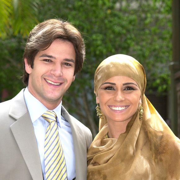 Lucas (Murilo Benício) se envolveu com Jade (Giovanna Antonelli) na novela 'O Clone', de 2001/2002; sucesso de Gloria Perez