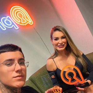 Andressa Urach teria gravado um vídeo erótico com o filho mais velho, Arthur, de 20 anos