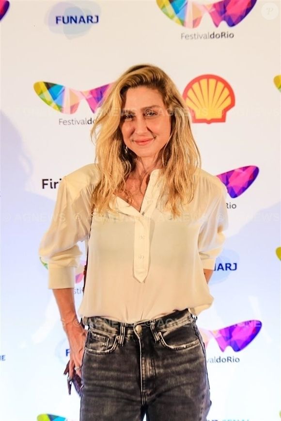 Amora Mautner teria dado flores e pedido desculpas para equipe da novela 'Êta Mundo Melhor!', próxima trama das seis da Globo