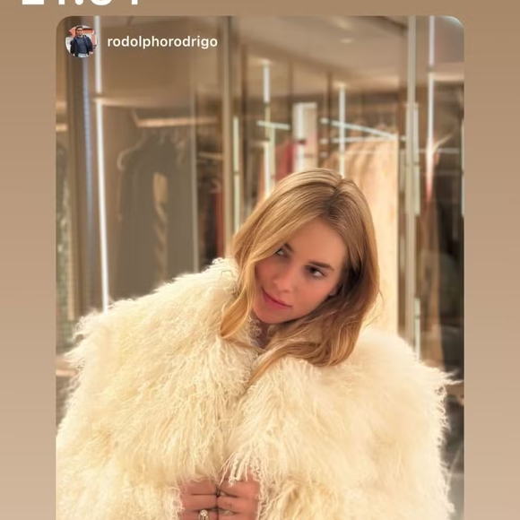 "Planejamos muitas coisas, mas no fim, a vida segue o roteiro escrito por Deus", sem explicar a que "planos" Virgínia estaria se referindo.