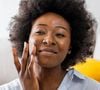 Especialista ensina como rejuvenescer a pele com técnicas simples após os 50