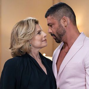 Odete Roitman pede César em casamento em 'Vale Tudo'