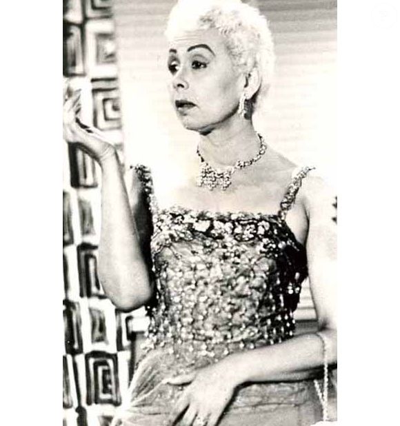 Dercy Gonçalves foi estrelada de inúmeros filmes, com destaque para as chanchadas populares
