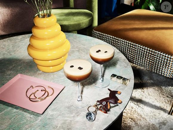 Absolut Vodka, licor de café, cold brew, xarope simples