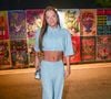 Look de Rafa Justus foi composto por uma calça comprida e cropped que deixou sua barriga à mostra