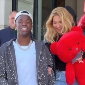 ABC, OkDiario e Sport.es destacam Virgínia como peça-chave na vida de Vinicius Jr.