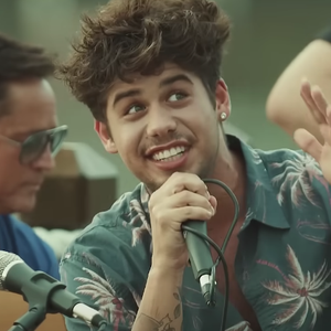 Se lembram de Zé Felipe com este cabelão? O cantor nunca mais usou desta forma