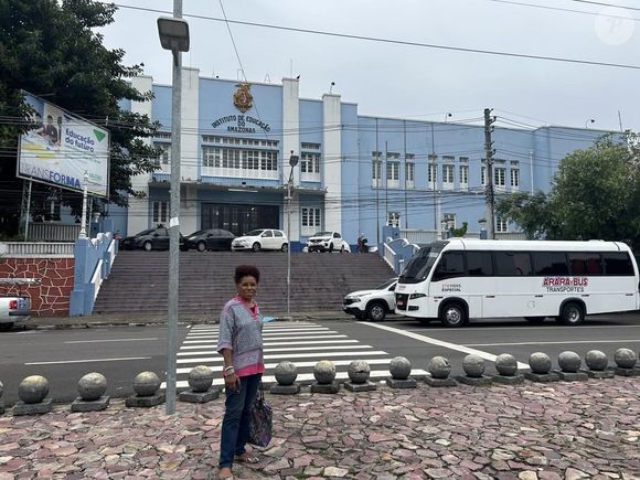 Jornalista Wanda Chase, que morreu aos 74 anos, foi descrita pela família como 'pioneira e inspiradora na igualdade racial'